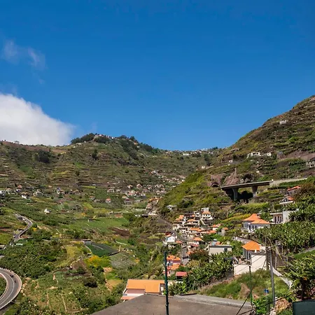 Casa Maravilhas By An Island Feriehus Câmara de Lobos